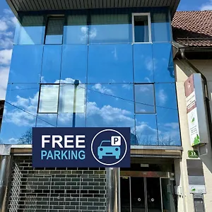 Friendly 33 Siska Apartment Laibach